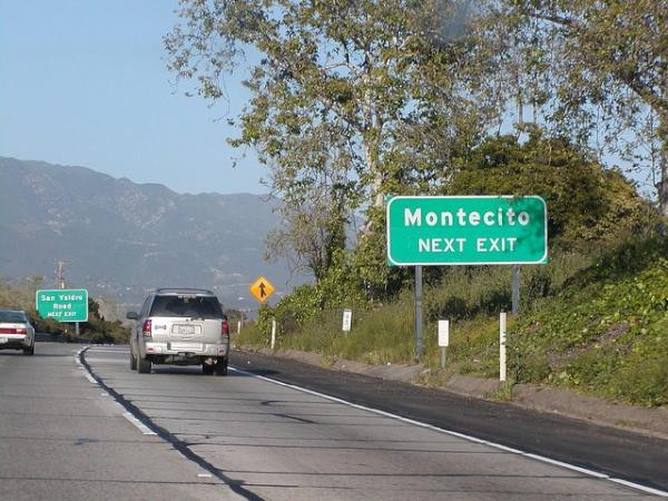 rosewoodeyes's tweet image. I'm everywhere, Hanna.

-A

.