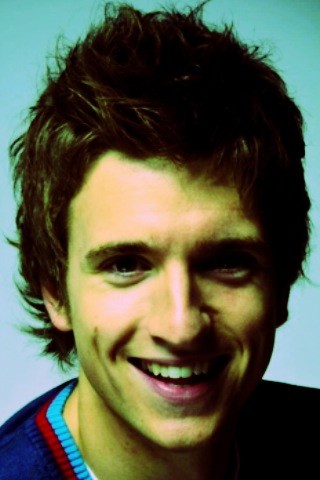 GregJamesArmy's tweet image. #PhotoThree this is one of my favourite pictures of Greg, smiley boy. Do you like the edit?:D