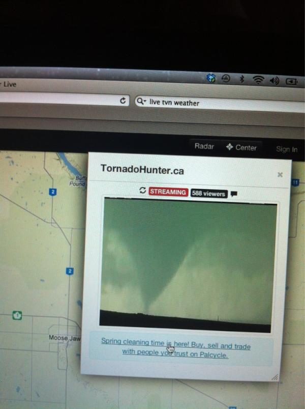 jaclahn's tweet photo. Woah! This is good reason for a warning! @canadogreg @NickTheBody http://t.co/TPclB6wk