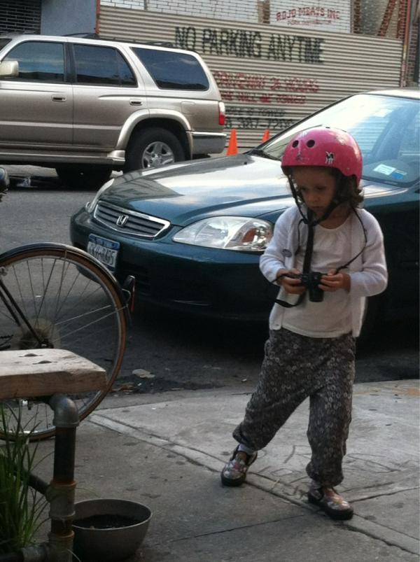 ItsMeNicool's tweet photo. Starting the Williamsburg life young #bikes #photography #patternedpants http://t.co/iotm9jtx