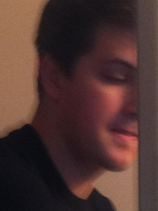 Klaypex's tweet image. Tristam's stupid DJing face =p