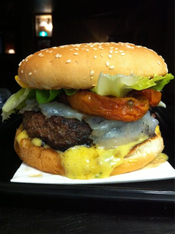 publifekitchen's tweet photo. Tonights pulp fiction burger special w $5 shake! http://t.co/efG72NS3