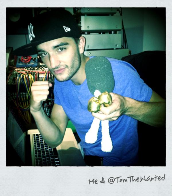 Mic_Tyson's tweet photo. Me and @TomTheWanted yaaaay!! http://t.co/SSr3NOi3