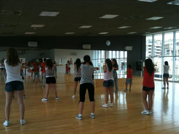 BASMOVE's tweet image. ¡¡Ya estamos calentando!! @albtmontero da comienzo al 3º día de #GDBM!!!!