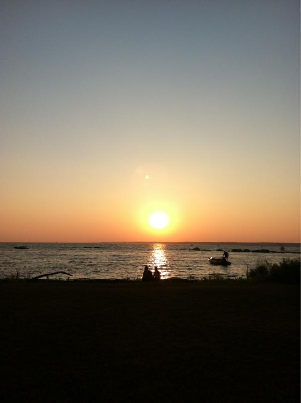 sylvanbeachny's tweet photo. 25 minutes from sunset. #SylvanBeach http://t.co/HhfdTJlB