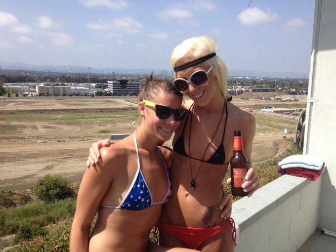 Happy 4th :-) http://t.co/TifkFfYf<a href="/tag/edc"class="tags"><span>#edc</span></a>