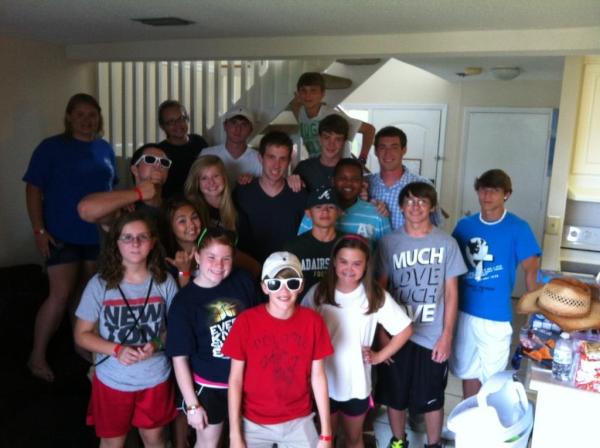 Crob_9's tweet image. @ClaytonMclntosh and Beecher are awesome to hang out with! Can't forget about WOLFMAN! Guy on a buffalo #superwow2012