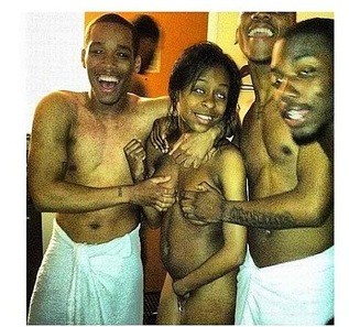 __toojaszy's tweet image. This shit is RIDICULOUS ! How could you possibly ! Now you know hea ass got ran thru . #Smutting &amp;lt;&amp;lt;&amp;lt;&amp;lt;&amp;lt;