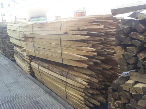 lu_kalilu's tweet photo. TEMOS UNHAS ESTACAS BOIIIIISEMAS, 
SE TES Q FACER UN CIERRIÑO X AHI..... XA SABES ONDE ESTAMOS! http://t.co/nHZqjKZc