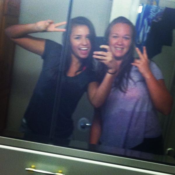 S_Fricke's tweet image. Manually docked the pontoon #minnesotastyle @Evonderharr 🚤🐠🐟⛵