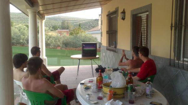 conchi317's tweet photo. Vamos a ver españa yaaaa!!! Vamos!! http://t.co/SgUQHQe3