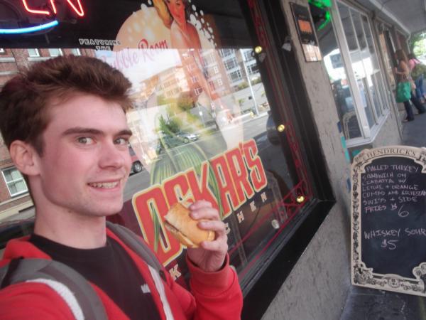 afalconseye's tweet photo. @LockedinaHouse I went to Oskar's and even got their famous French Dip sandwhich! Here's the picture. http://t.co/DuQbIZ1