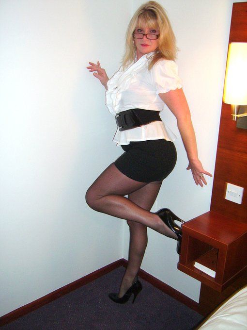 Discover Fetish Wife Clare's Sexy World - Porn Pics and Videos