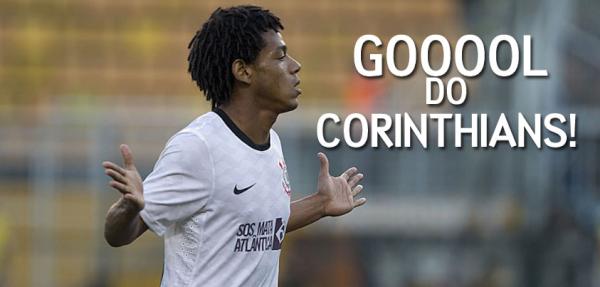 Corinthians's tweet photo. GOOOOOOOOOOOOOOOOOOL! O NOME DELE É ROMARINHO! O ATACANTE DO TIMÃO ENTRA E JÁ EMPATA NA BOMBONERA! VAMOS, CORINTHIANS! http://t.co/w7HyZ6zq