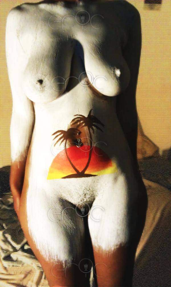 OfficialBobo's tweet photo. BodyPainting Tutorial http://t.co/GBJIPX8J http://t.co/W1fDuBJS