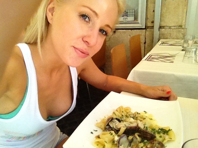 Amazing Calamarata yesterday in Rome http://t.co/6gVlKqsK<a href="/tag/makeup"class="tags"><span>#makeup</span></a>