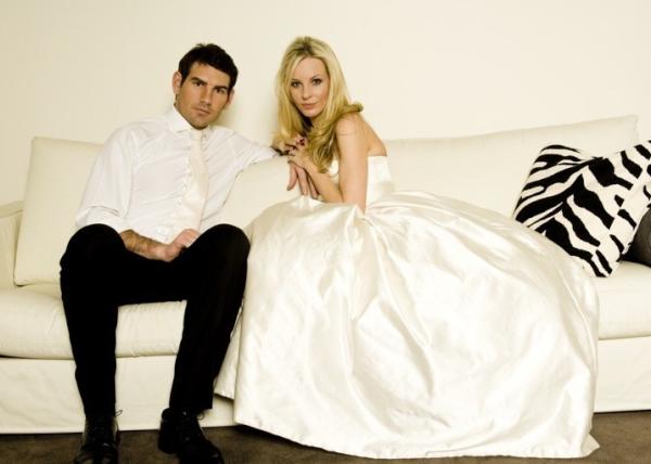 RachelHolland_'s tweet photo. Happy Wedding Anniversary @nickholland02 x http://t.co/erKJf1Nf