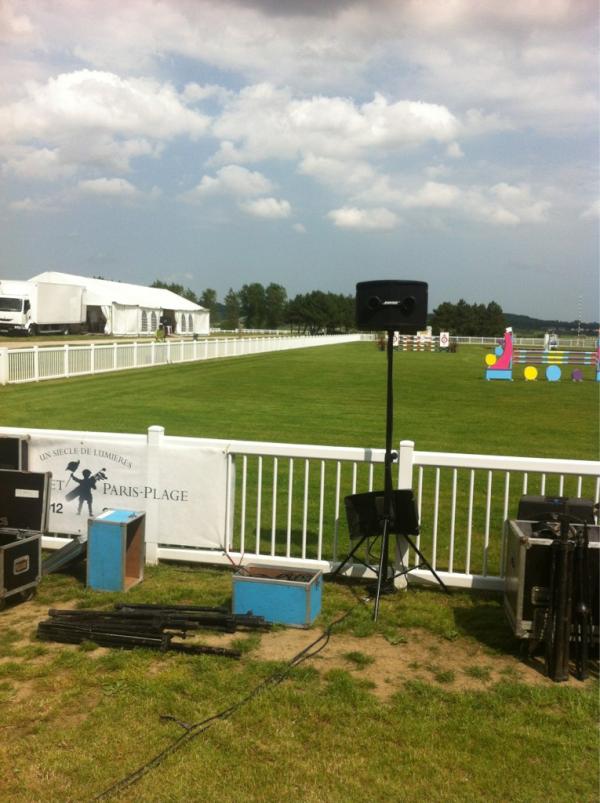 Thomas De Santos tweet media