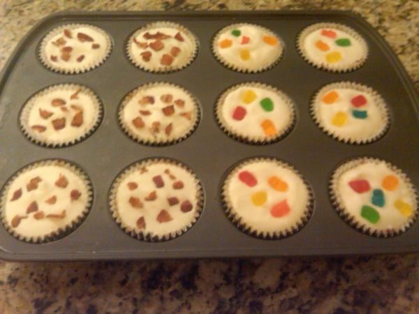 onceuponanyc's tweet photo. Throwback #Thursday! Check out the first ever batch of ice cream cupcakes made nearly a year ago! http://t.co/eLGugIpY