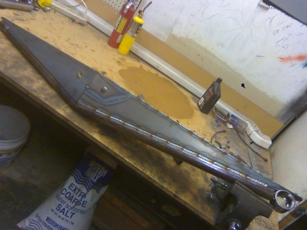 BeaverWater's tweet photo. Pic of our new 4-link kits being built. These will be on the market soon. And you thought we only did water! http://t.co/kQz5RmE4