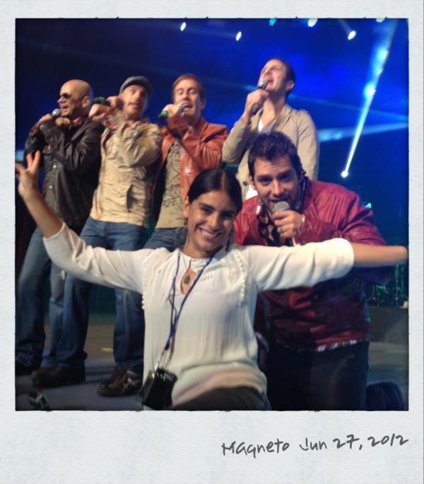 Magneto_ST's tweet photo. RT @lizgallardo1: Disfrutando mis idolos juveniles! Me encanto conocerlos y convivir! Muchas gracias x todo! Abrazos! http://t.co/mdp3Q0hr