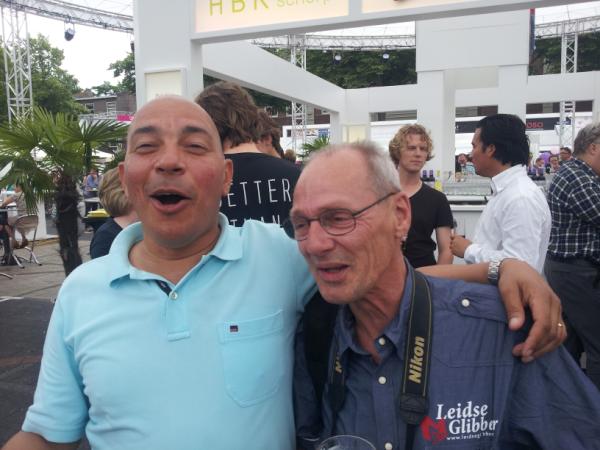 puzzleleiden's tweet photo. Taxi Glibber en Leidse Wielkens prikken 'n vorkje, uhm, pilssie weg op Leiden Culinair http://t.co/ocjtlONb