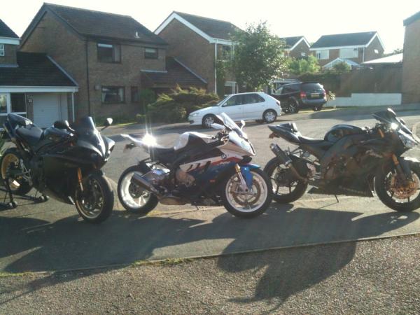 IrlMoss's tweet photo. Ready for road!!!! http://t.co/2D2AUjxy