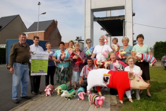 Vier dagen Kanaalfeesten aan Humbeek-Sas. Tienduizend bezoekers verwacht! nieuwsblad.be/article/detail… #Varkensmarkt