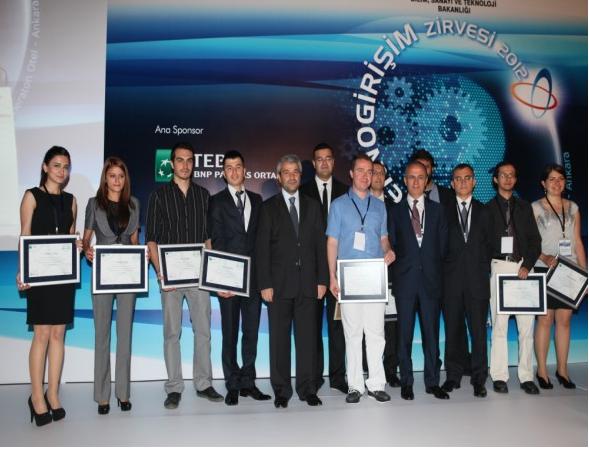 CyberparkTGB's tweet photo. "Teknogirişim Zirvesi 2012" ödül alan firmalarımızı kutluyoruz.@sentegen  @Inturlam http://t.co/14gjUzJk
