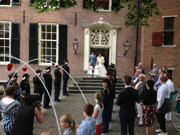 Frankiepankie's tweet photo. Het is een feit! Meneer en mevrouw Reulink! http://t.co/5f1lb6aw