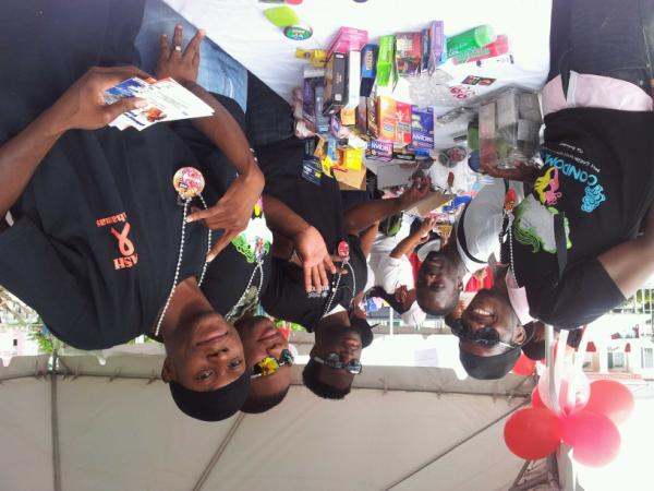 100JAMZ242's tweet photo. Sash Bahamas team ready for their contraceptive demos! http://t.co/RLDZpiPL