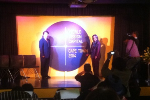 DolphinBeachCT's tweet photo. RT @capetowntourism: Mayor of Cape Town and ICSID director unveil #WDC2014 logo after signing the host city agreement. http://t.co/CXHwQVCB"