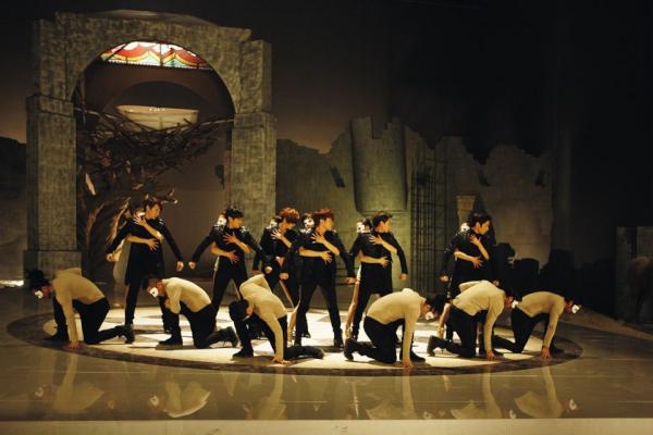 EricMun_Shinhwa's tweet photo. .VENUS .VENUS .VENUS http://t.co/KLbvnhZC