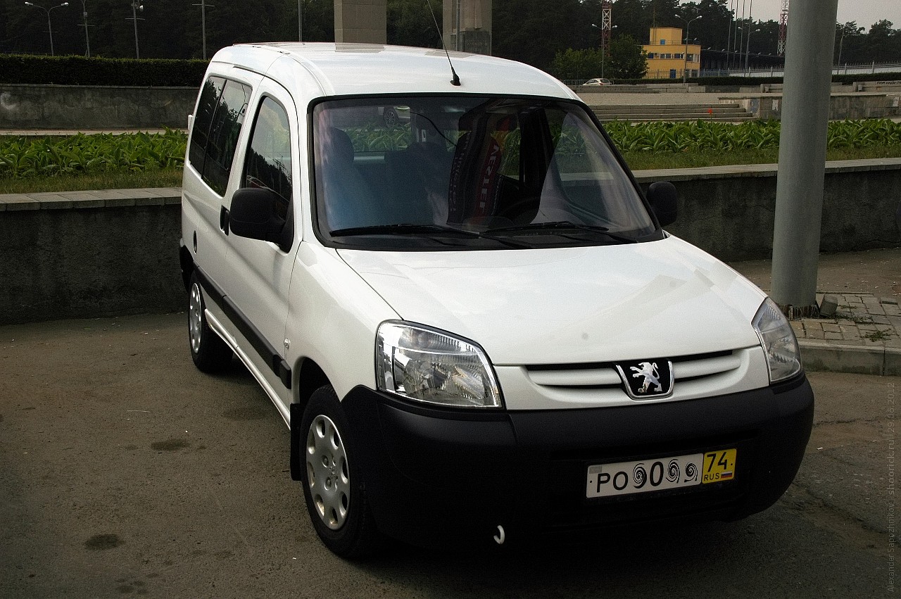 4. 4 mt 2011. пежо партнер ориджин 1. 4. 4.