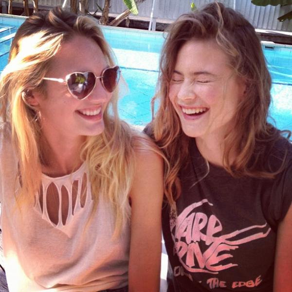 ChloeJamenson's tweet photo. Island in the suuuuuuun #LongIsland RT @ElleFashionista hanging out with my gurl! music + sun + pool = #ORGASM http://t.co/hTSZEeIg