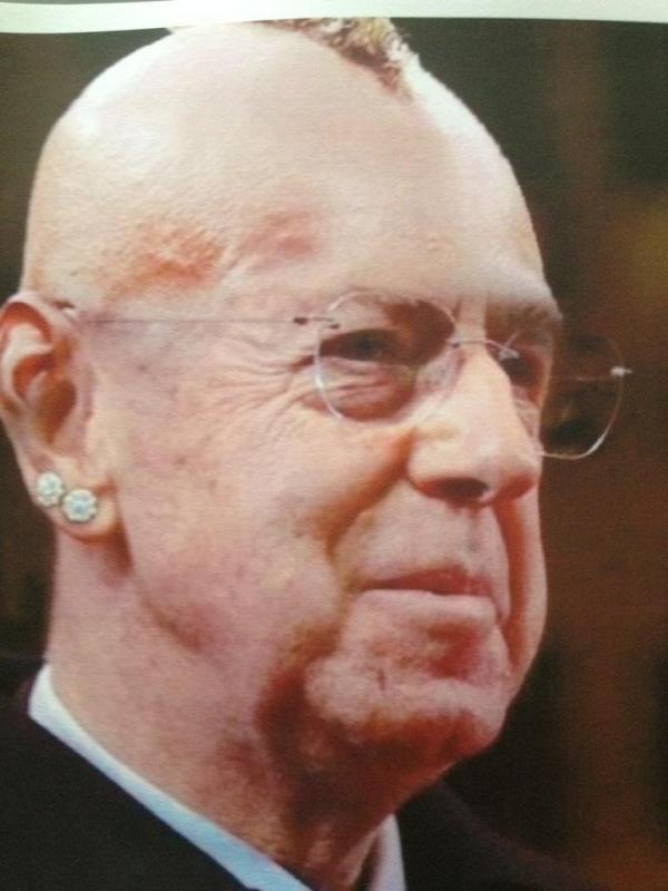 TommasoRoselli's tweet photo. @GloP_22 supermario monti!! http://t.co/E0YntPyd