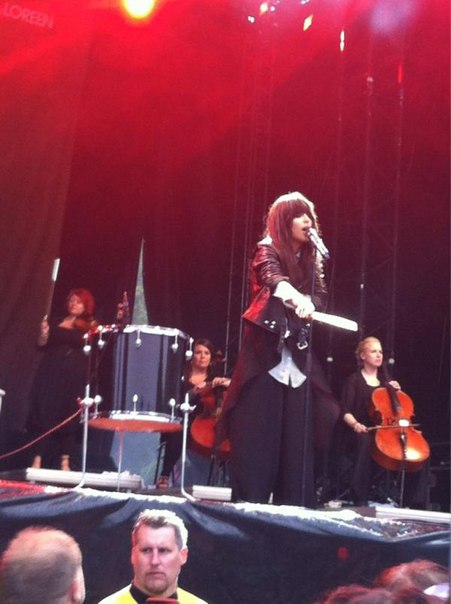 LoreenQueen's tweet photo. Incredible Loreen at Västerås City Festival today :) http://t.co/ldzrEB0L