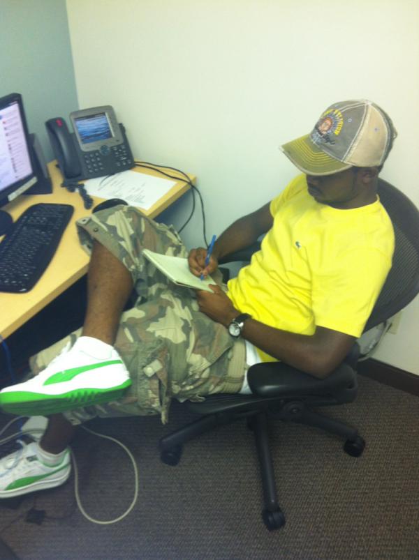 SeaMoney2's tweet photo. SeaMoney Puttin In Work As Usual.....

#SeaMoney ENT
#WeGotArtist.com
#Young Millionairs http://t.co/39tWcmJD