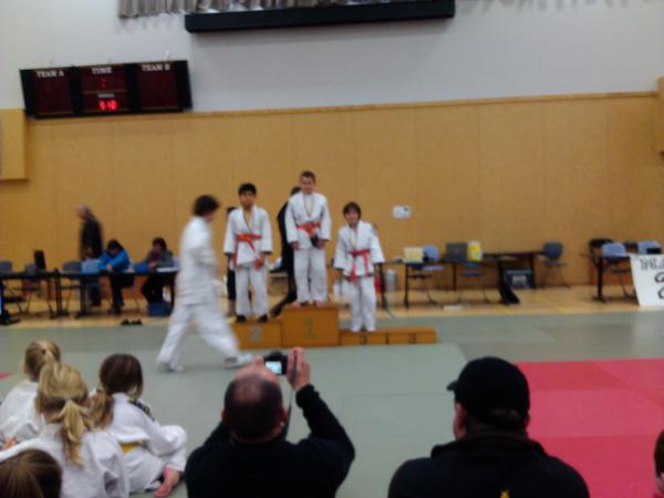 RobWacker's tweet photo. Harry and Noah 1st and 2nd Tauranga judo for fun day under 40 kg http://t.co/OQEu9DAR