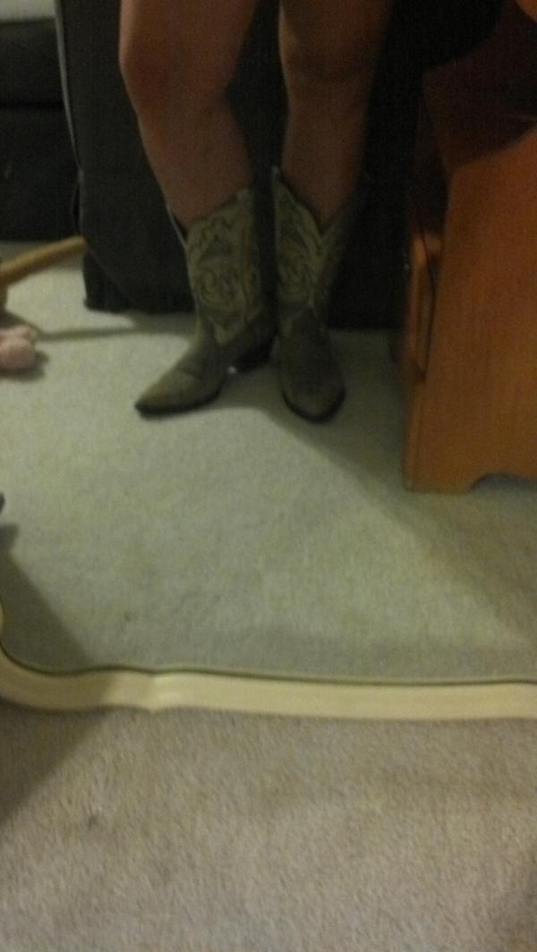 JennaRae30's tweet photo. #yeeehaww http://t.co/ZRl8xMTx