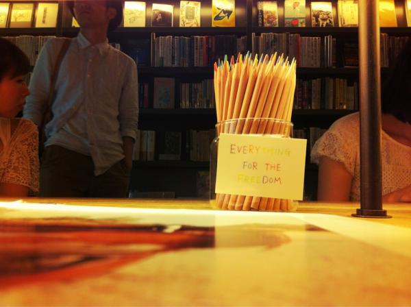 tvutang's tweet photo. @caro_vu @meney @telebizion @Yuglou cowbooks time http://t.co/1cB0oKfV
