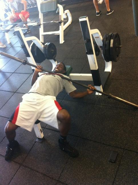 CRamsey28's tweet image. Goodie gettin his lift in this morning #firstrounder #struggling