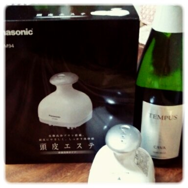emi_0707's tweet photo. 本日のGET品♡頭皮エステ、うれしー(*^^*)

I took this with Camera ZOOM FX for Android.  Check it out!!
http://t.co/yVZkgwWU http://t.co/mh6U9jLB