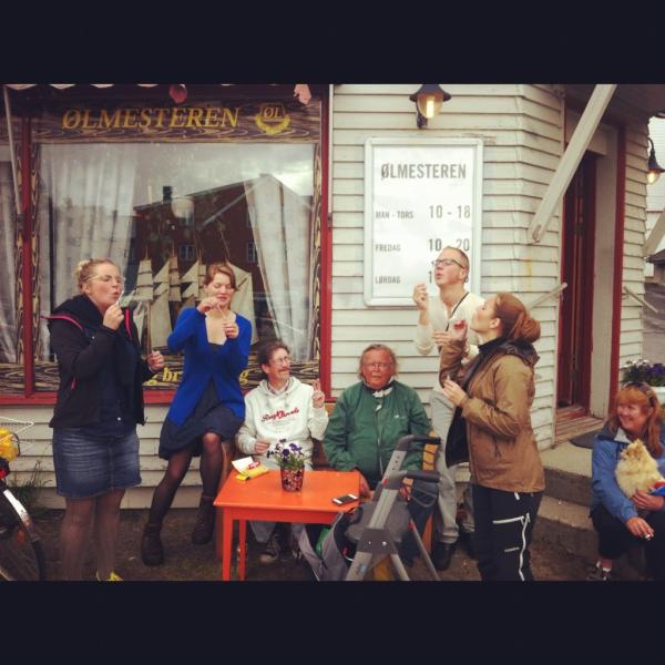 Anna_Magnus's tweet photo. @joatet #lofotlove http://t.co/JM9SzoA5