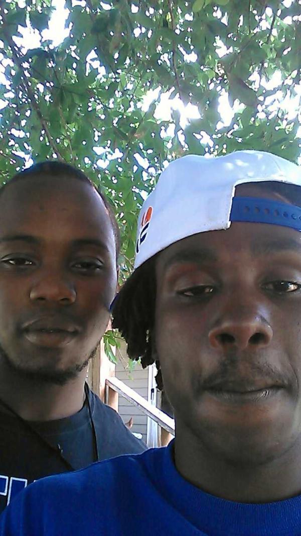 Taz_ASpaceCadet's tweet photo. Smokin on that loud like its a Newport wit @D_Ewan http://t.co/O943KlPt