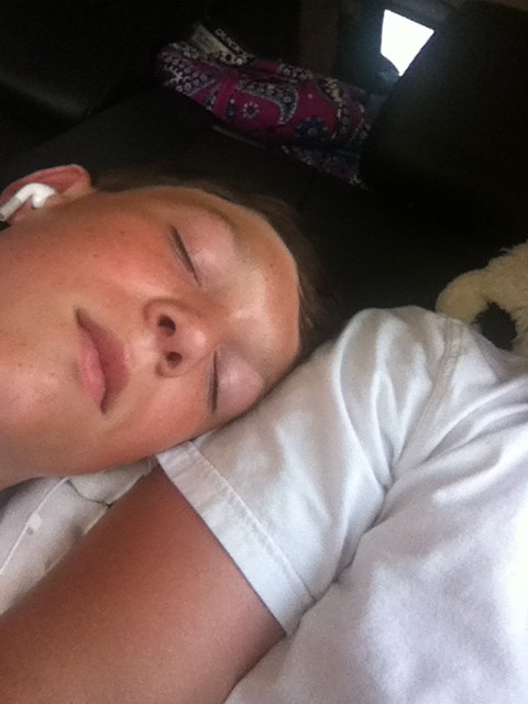 tbonebaggins's tweet image. Bub is out #forthecount