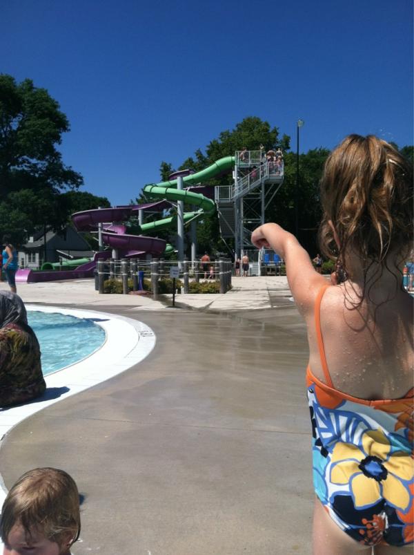 Ialana's tweet photo. @EvanBryce I remember you I am swimming w/ @gegere today! http://t.co/bncBDZgZ