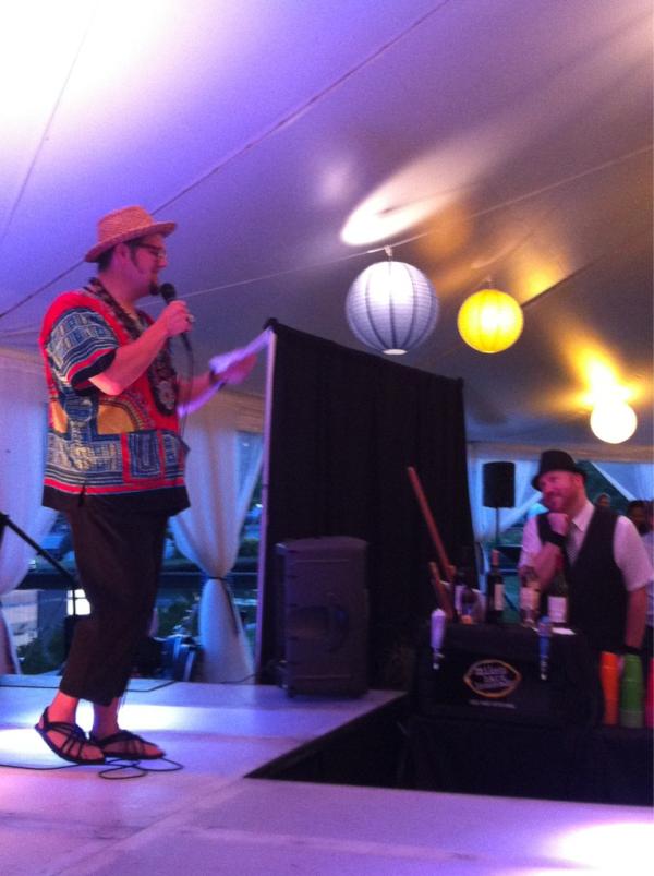 ScrSocialSeries's tweet photo. #GlamOnGrass "Jay Mcarroll" from Project Runway!!! http://t.co/DPgKA2pY