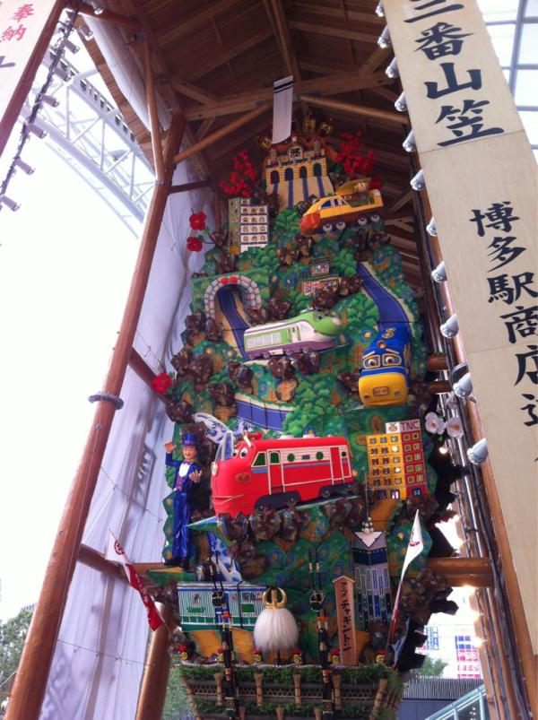 aaa_hiroki's tweet photo. 山笠があるけん
博多たい(｡-_-｡) http://t.co/FZBq5ORf