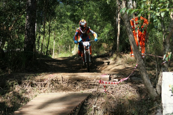 Ktm83Matt's tweet photo. My on race run at posties state race http://t.co/tnY0oUEL